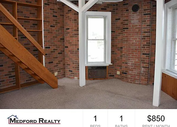 54 University Ave #6 — Photo 1