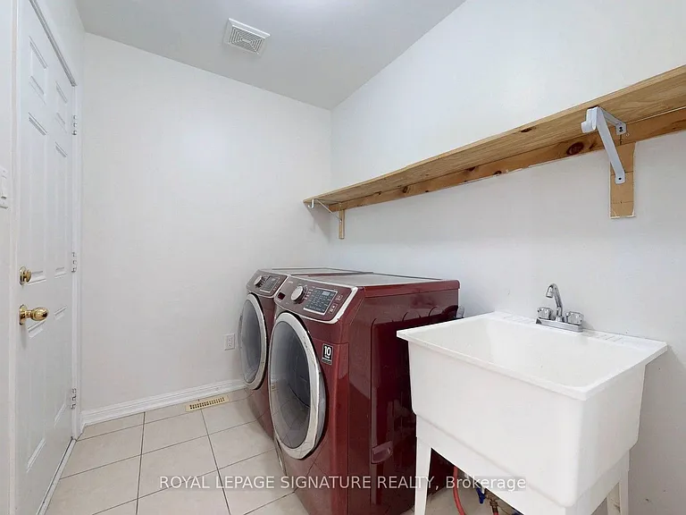 138 Sun King Cres — Photo 18