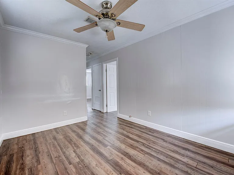 1209 Cabell St — Photo 10