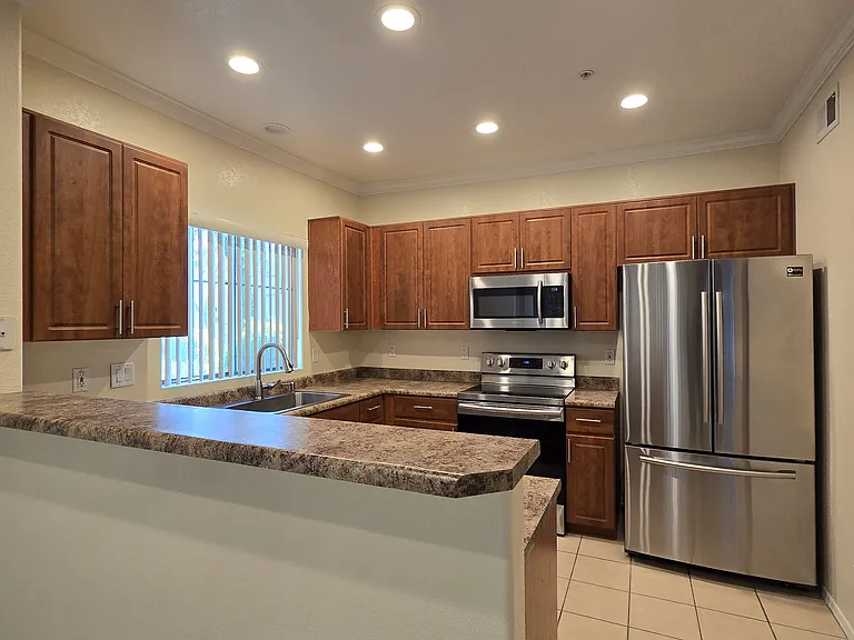 295 N Rural Rd #150 — Photo 15