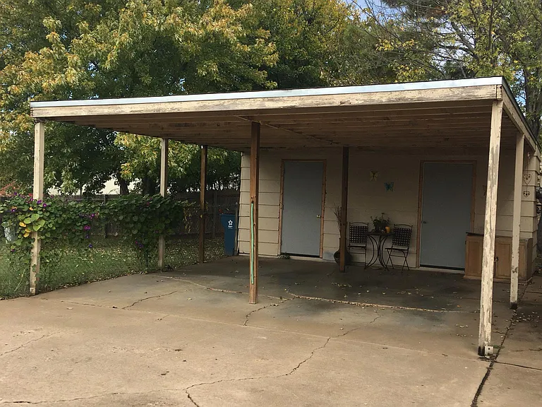 2623 Elwood Dr — Photo 11