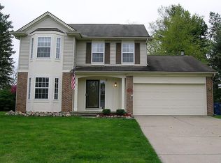 750 2nd St, Fenton, MI 48430