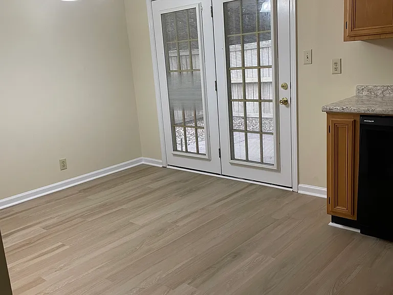 220 Cape Point Ln #A — Photo 8