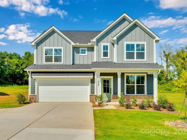1809 Country Club Rd #3, Lincolnton, NC 28092