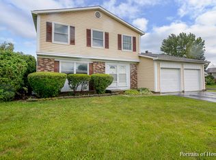 133 Berkshire Ct, Glendale Heights, IL 60139