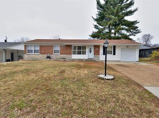 9207 Mackinaw Dr, Saint Louis, MO