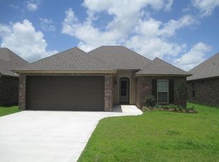 132 Sugar Creek Dr, Youngsville, LA 70592