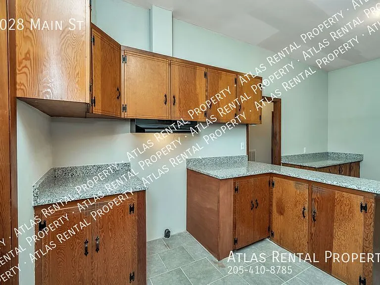 1028 Main St — Photo 25