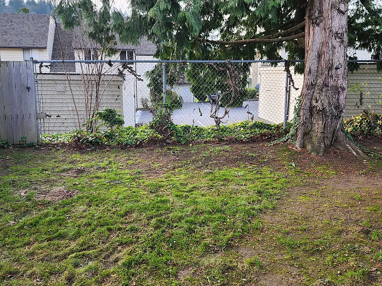 950 W Powell Blvd — Photo 13