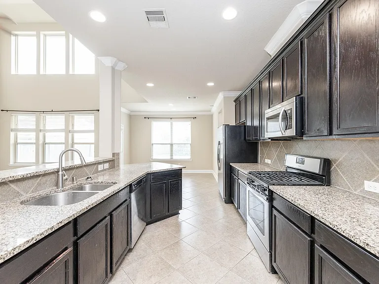 6123 Northcrest Village Way — Photo 17