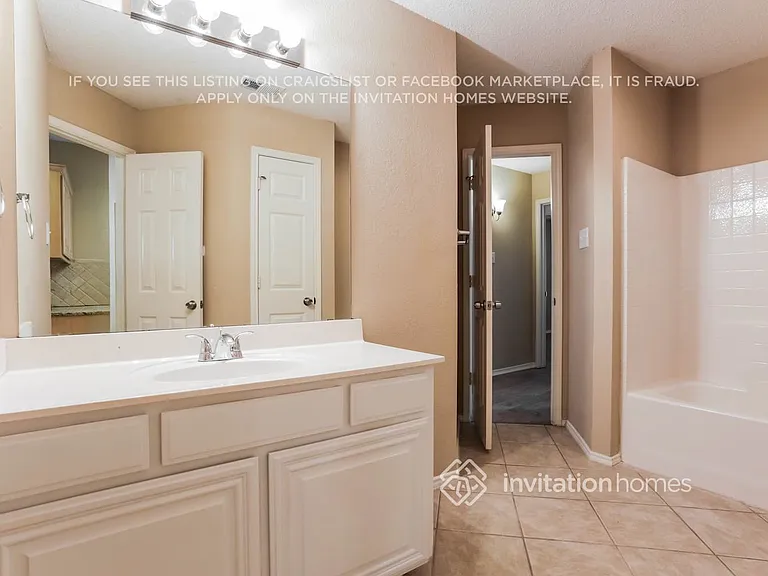614 Saint Eric Dr — Photo 14