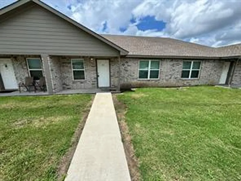 462 Derrs Chapel Rd — Photo 1