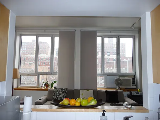 Rented by Chartwell Manhattan Realty | media 13