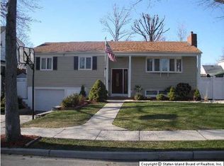 803 Edgegrove Ave, Staten Island, NY 10312