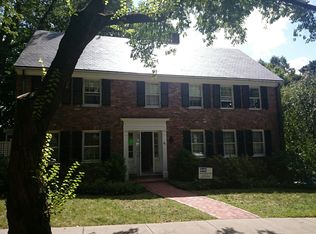 61 Blake Rd, Brookline, MA 02445