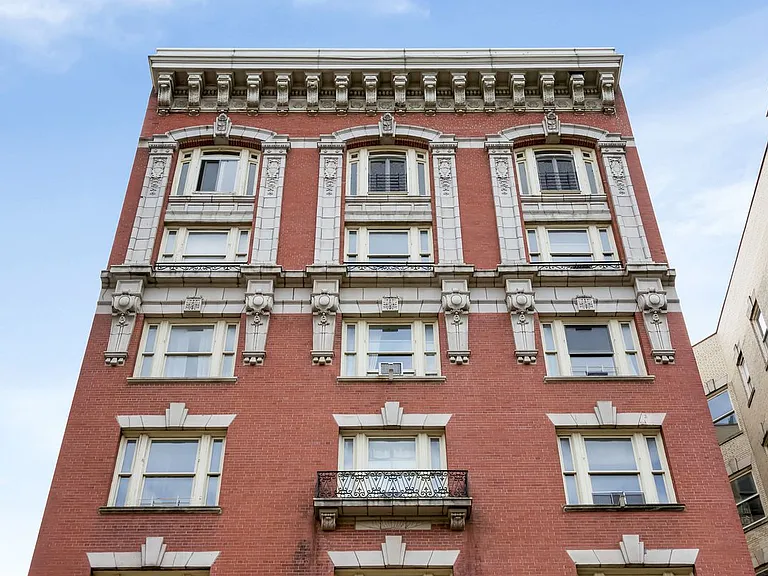 68 Montague St #7E — Photo 12