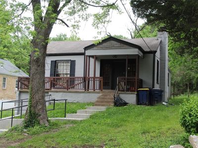 3950 Shirley Dr, Saint Louis, MO, 63121