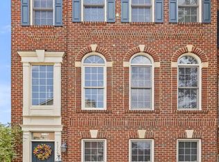 43799 Water Bay Ter, Leesburg, VA