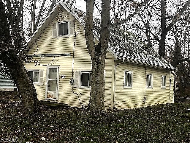 1st image of 352 Joseph Ave