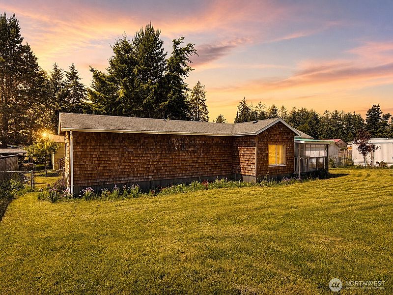 2nd image of 25007 Ash Place