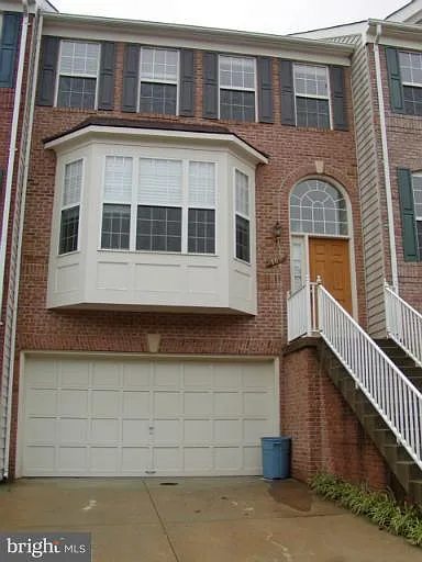 165 Spencer Ter SE