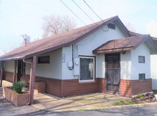 297 S Coffee St, Merced, CA 95341