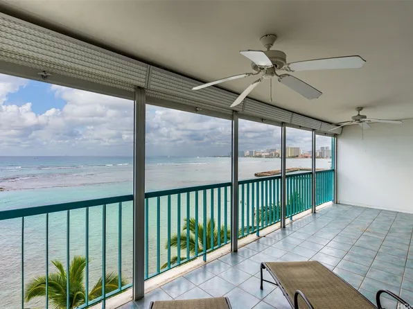 2877 Kalakaua Ave APT 301, Honolulu, HI 96815