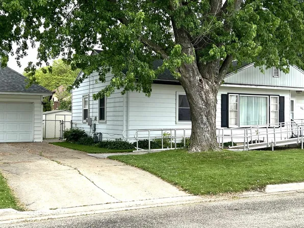 404 E Colden St, Polo, IL 61064