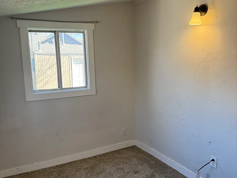 337 N Marion St — Photo 17