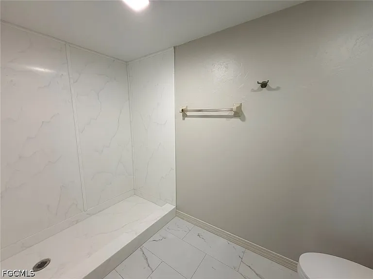 13121 Whitehaven Ln #173 — Photo 11