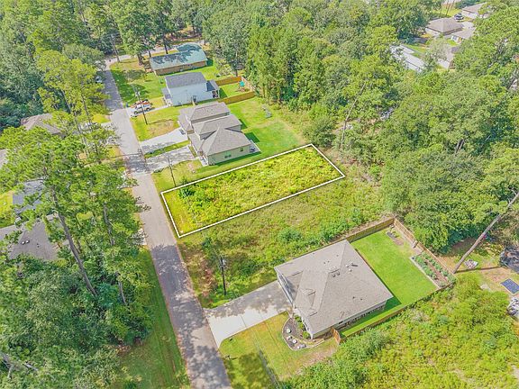 4th image of 15727 Cottonwood Drive