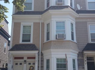 146 1/2 M St, South Boston, MA 02127
