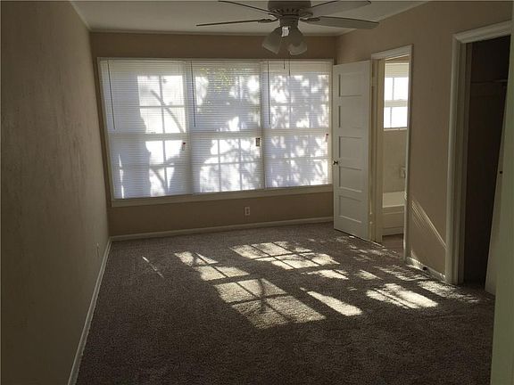 5th image of 4737 Calmont Ave