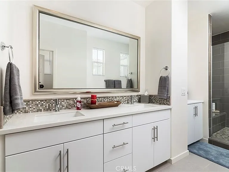 88 Agave — Photo 18