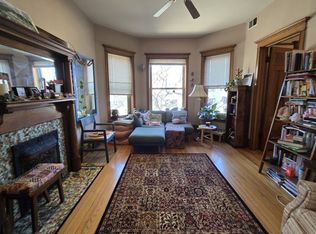 1851 W Cuyler Ave #2, Chicago, IL 60613