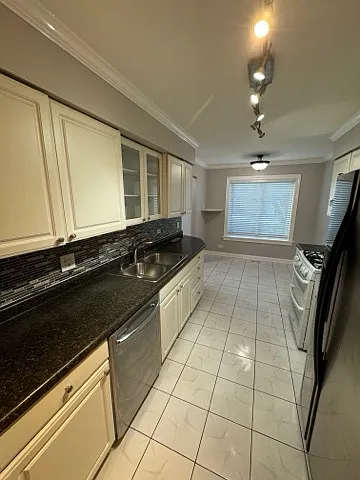 1955 N Jamestown Dr #1955 — Photo 11