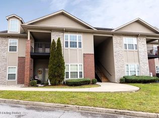 7315 Saint Andrews Woods Cir UNIT 208, Louisville, KY 40214