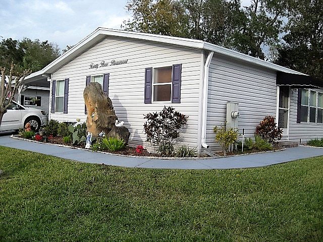 1st image of 23 Beaumont Ln