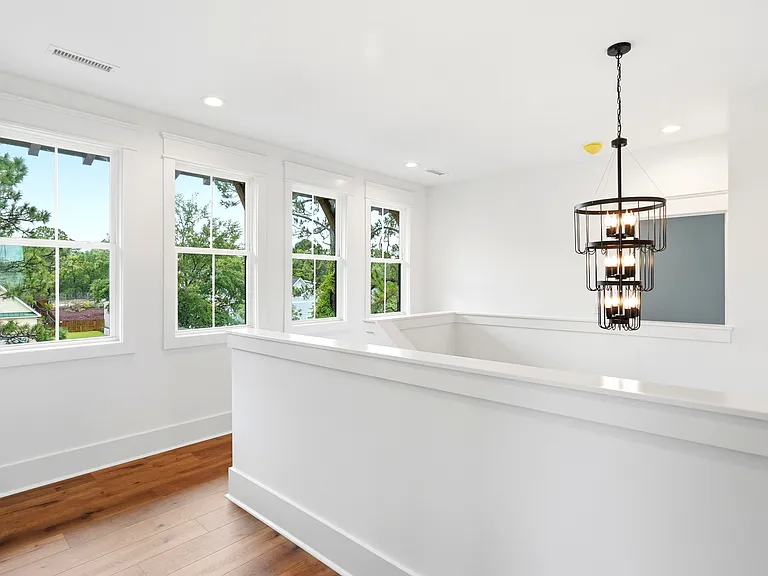 9016 Sedgley Dr — Photo 37