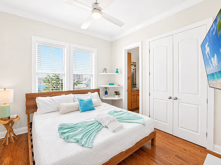 6224 Thomas Dr — Photo 18