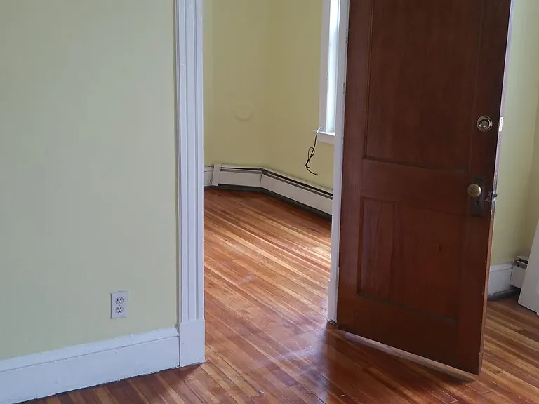 457 Franklin Ave #3N — Photo 8