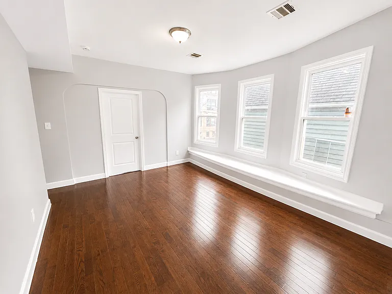 897 Hunterdon St #2 — Photo 12