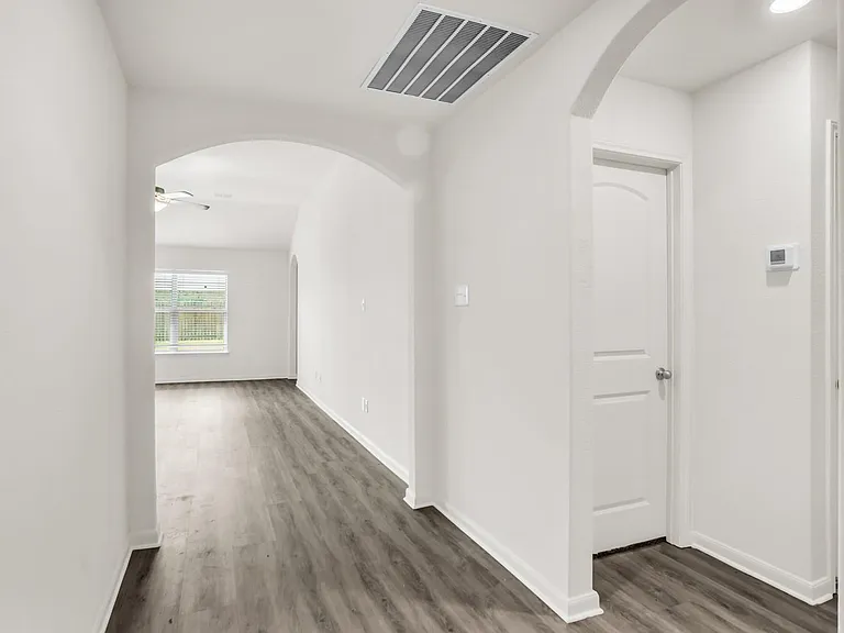 3107 Angus Dr — Photo 6
