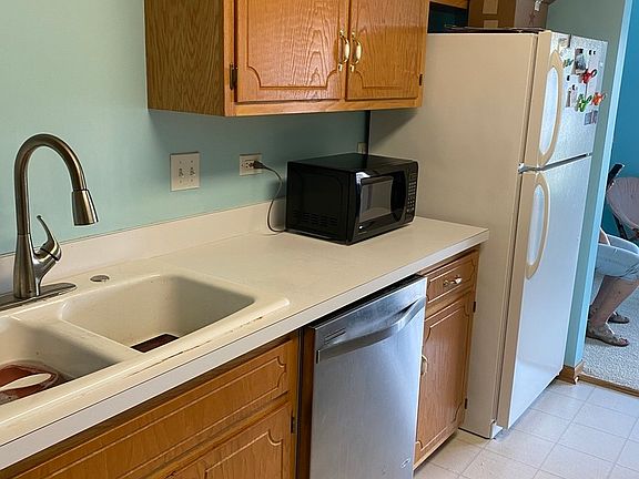 5th image of 16060 Crystal Creek Dr APT 1B