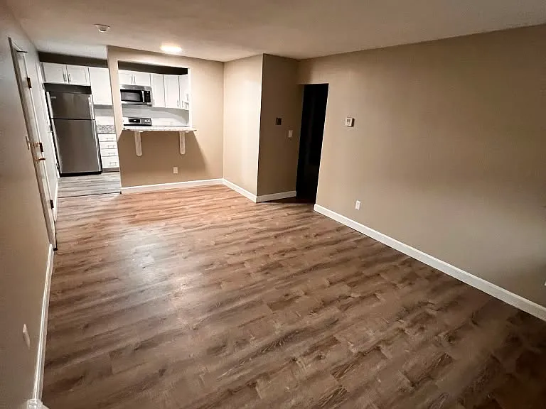 262 Grove St #4 — Photo 7