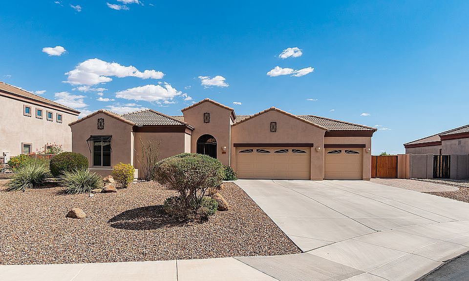 2nd image of 9915 E Grandview Cir