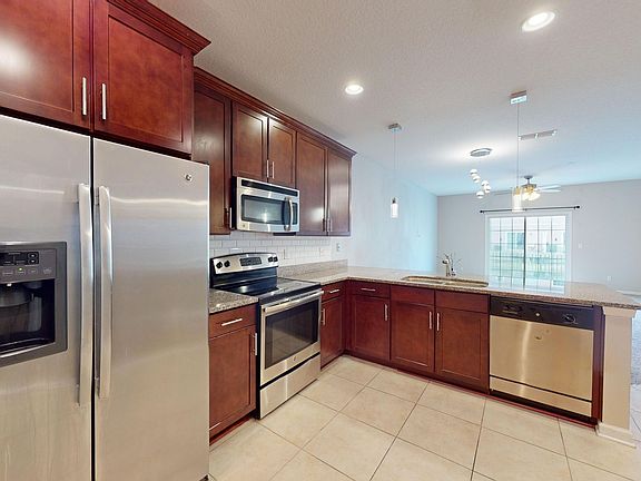 5th image of 11312 Estancia Villa Cir #1006