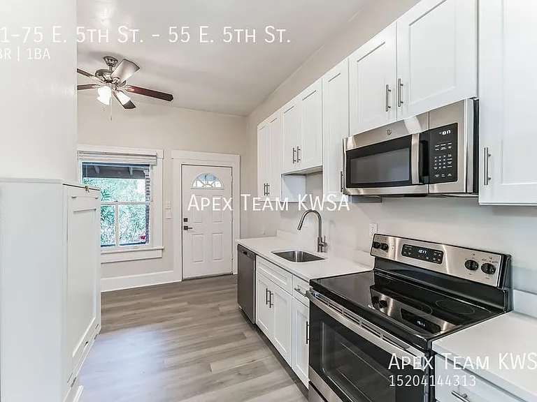 51-75 E 5th St #55 — Photo 7