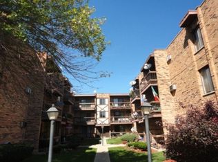 4550 W 57th St APT 1B2, Chicago, IL 60629