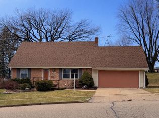 465 Dardis DRIVE, Burlington, WI 53105